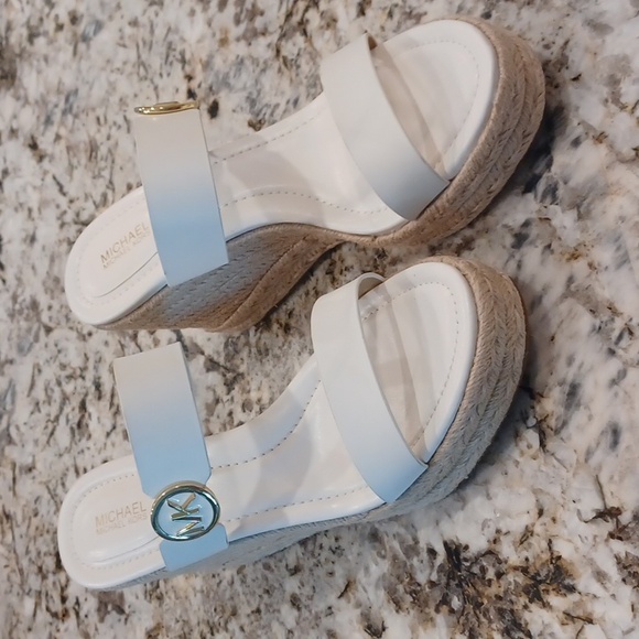 Michael Kors Lucinda Vachetta Leather Epadrille Wedge Sandals, White Leather 10 - Picture 10 of 16